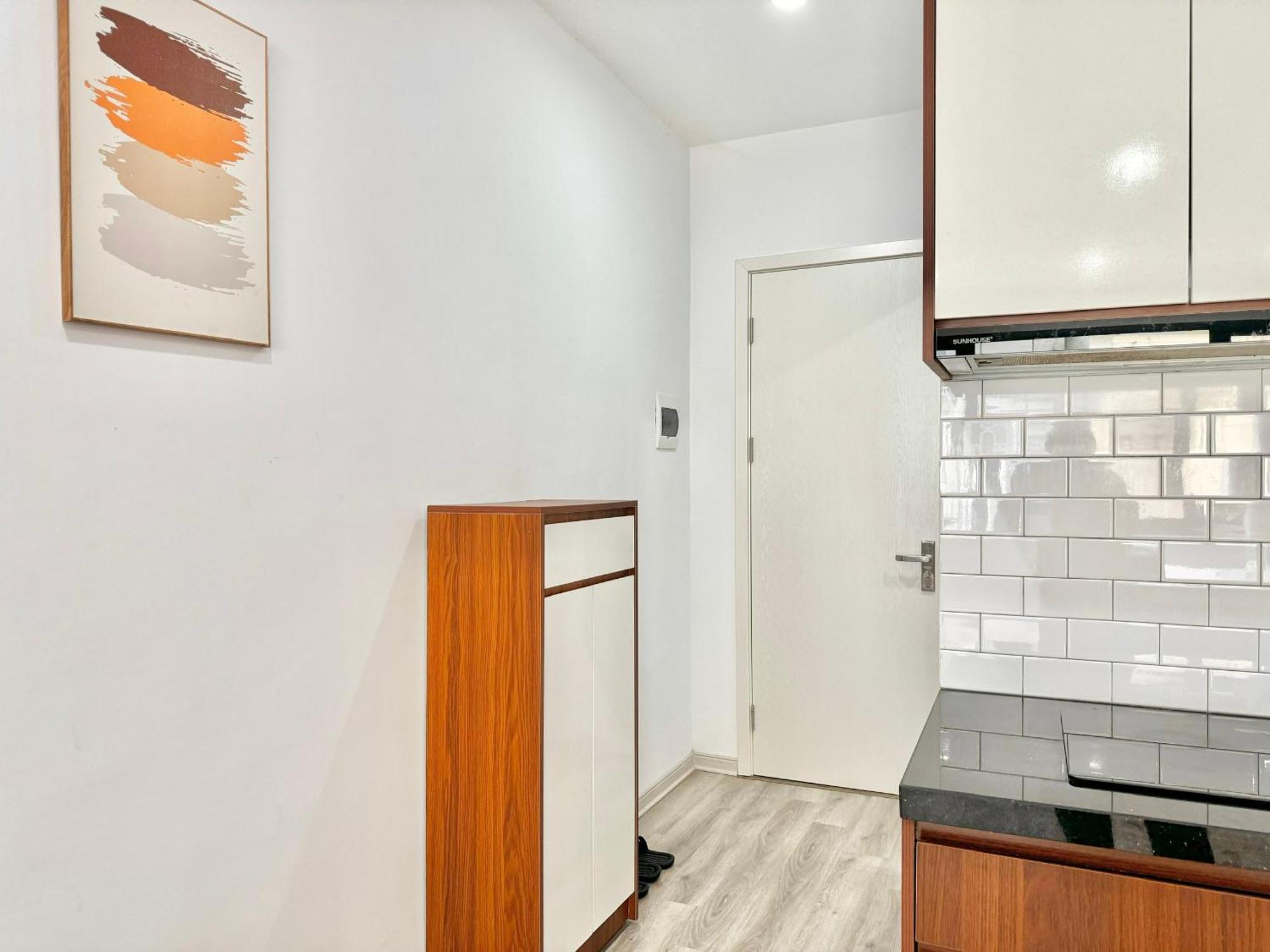 Modern & Comfy Apartment Ханой Экстерьер фото