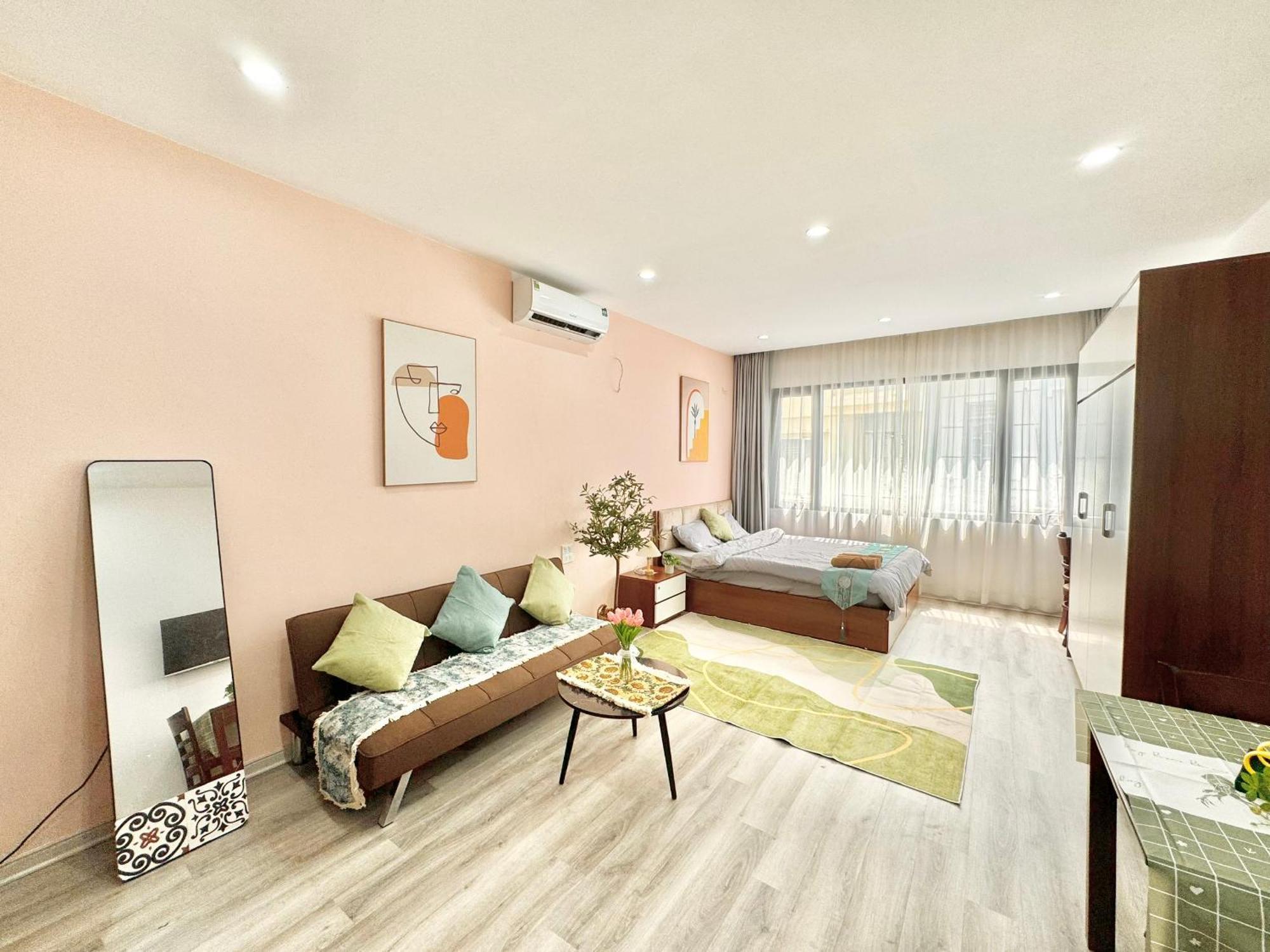 Modern & Comfy Apartment Ханой Экстерьер фото
