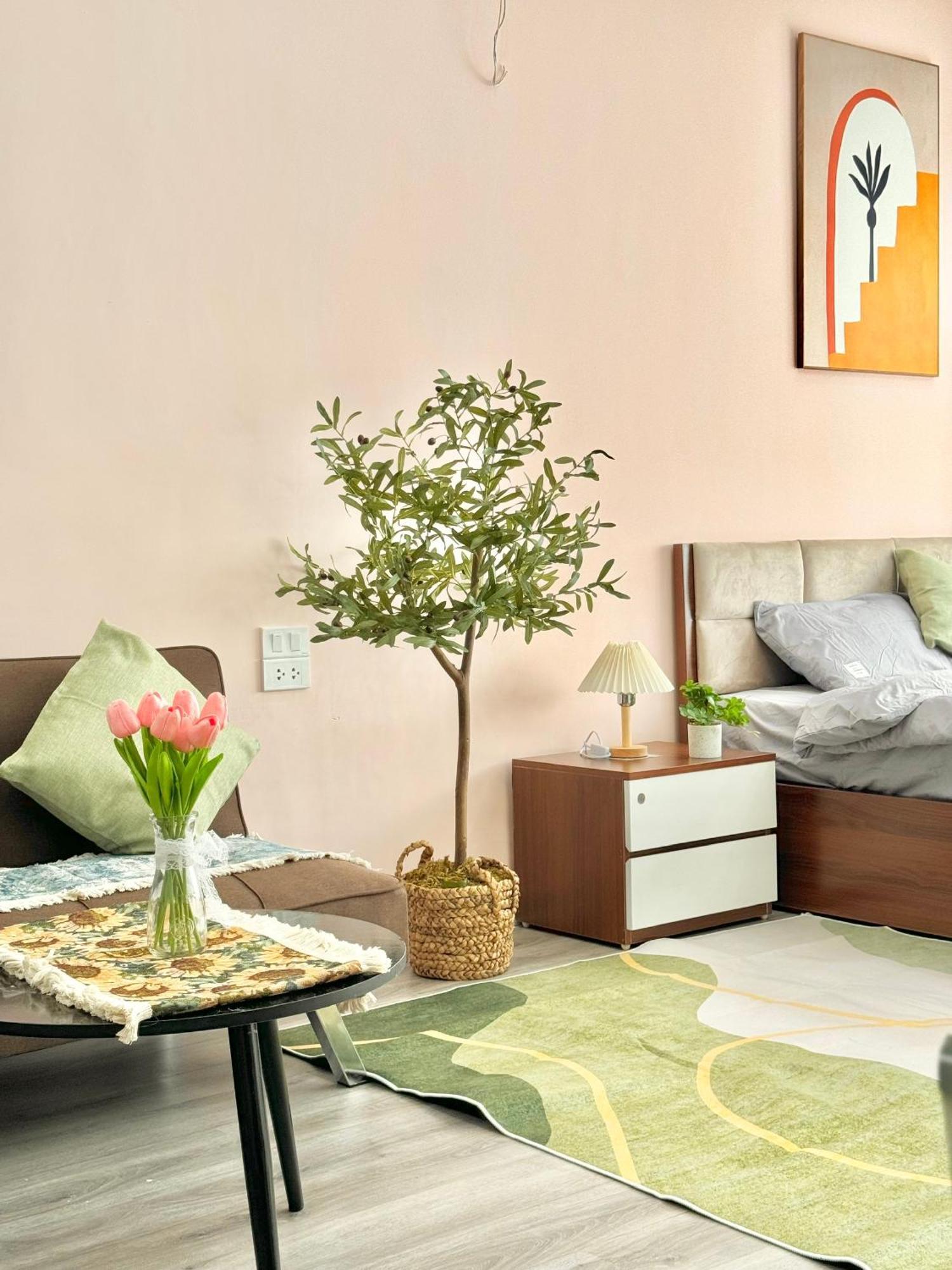Modern & Comfy Apartment Ханой Экстерьер фото