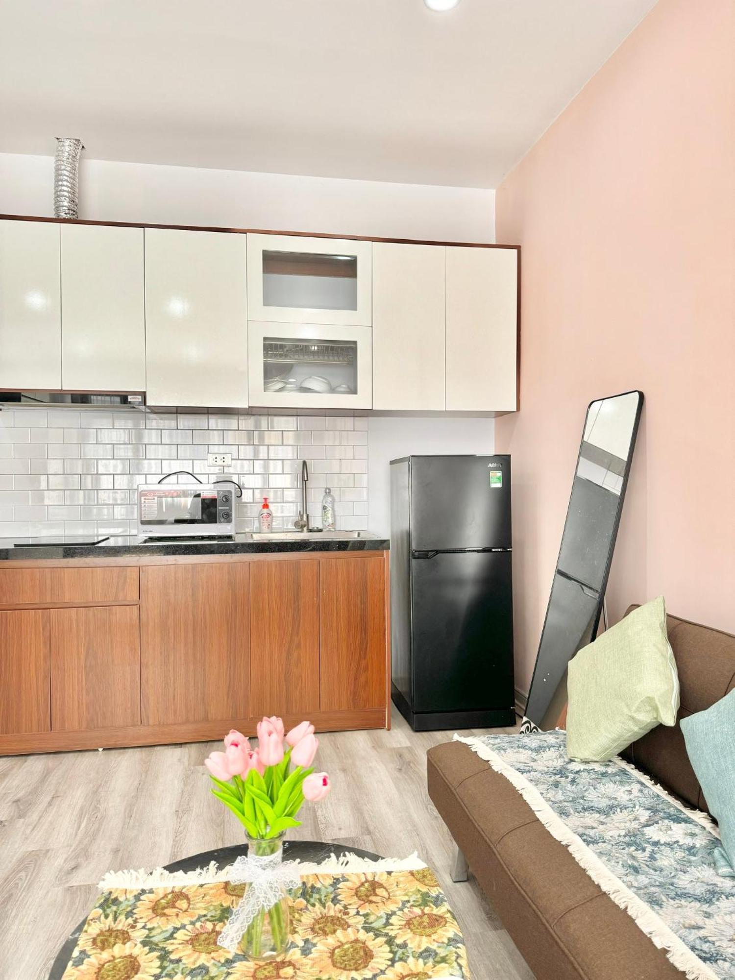 Modern & Comfy Apartment Ханой Экстерьер фото